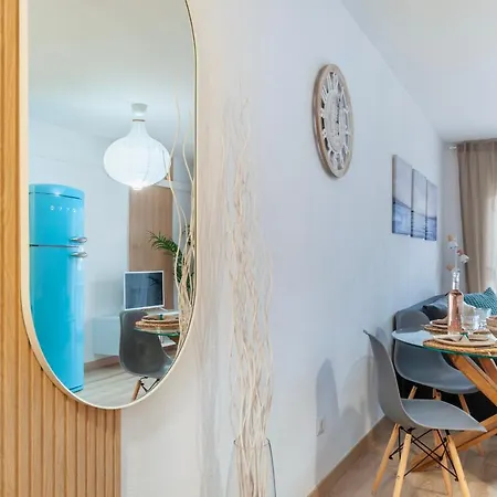 Apartment Con Terraza Y Vistas Al Canal By Insidehome
