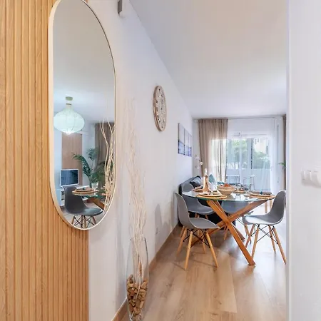 Con Terraza Y Vistas Al Canal By Insidehome Appartement Empuriabrava